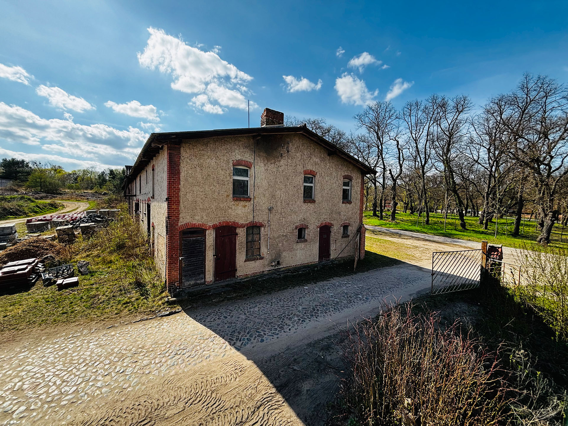 003_hermannshof_pferdestall